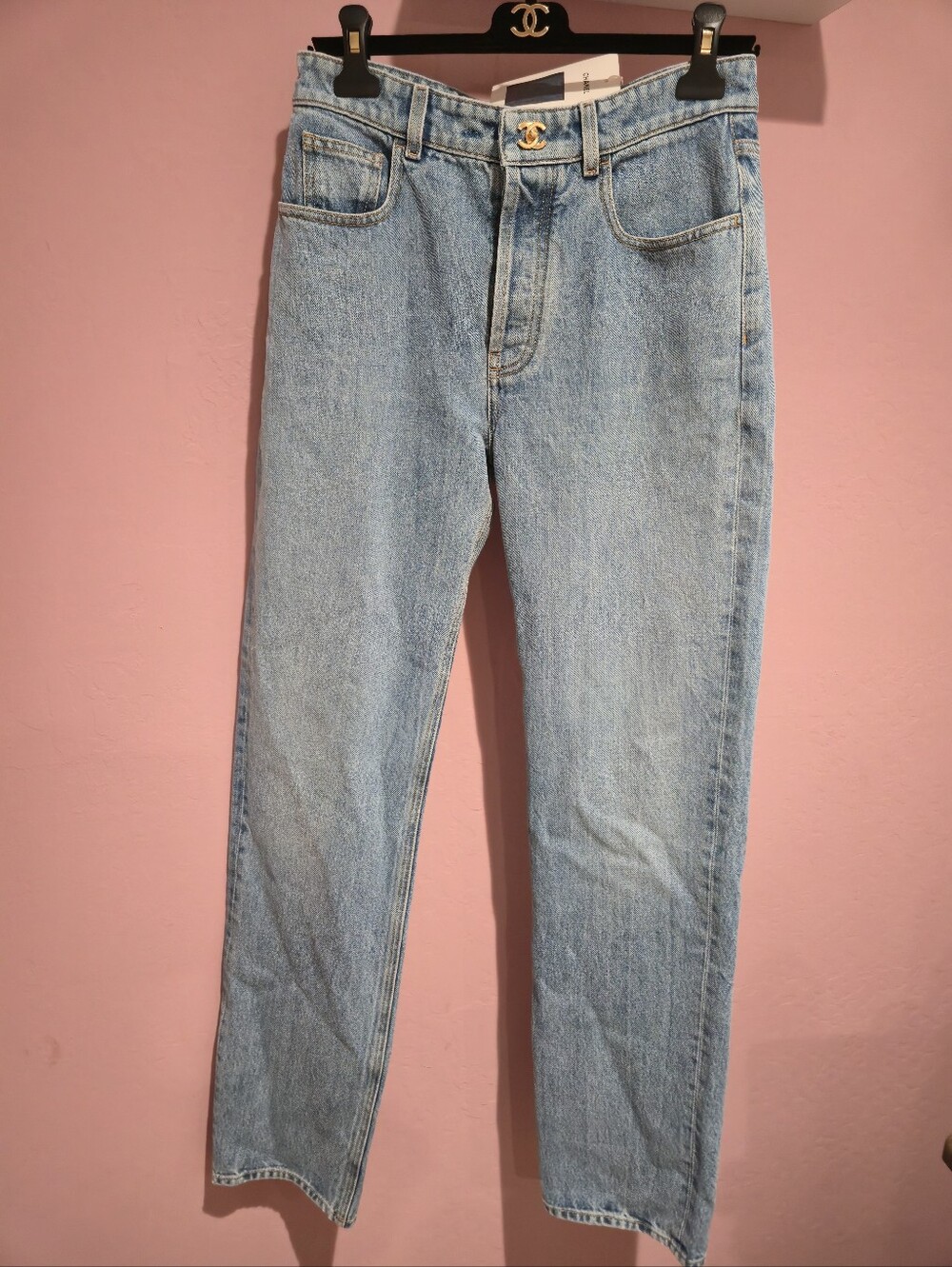CHANEL 26S Turnlock Jeans.
